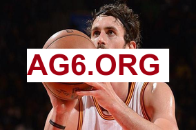 前西班牙国门：我显然比卡西强，但库尔图瓦则比我强得多